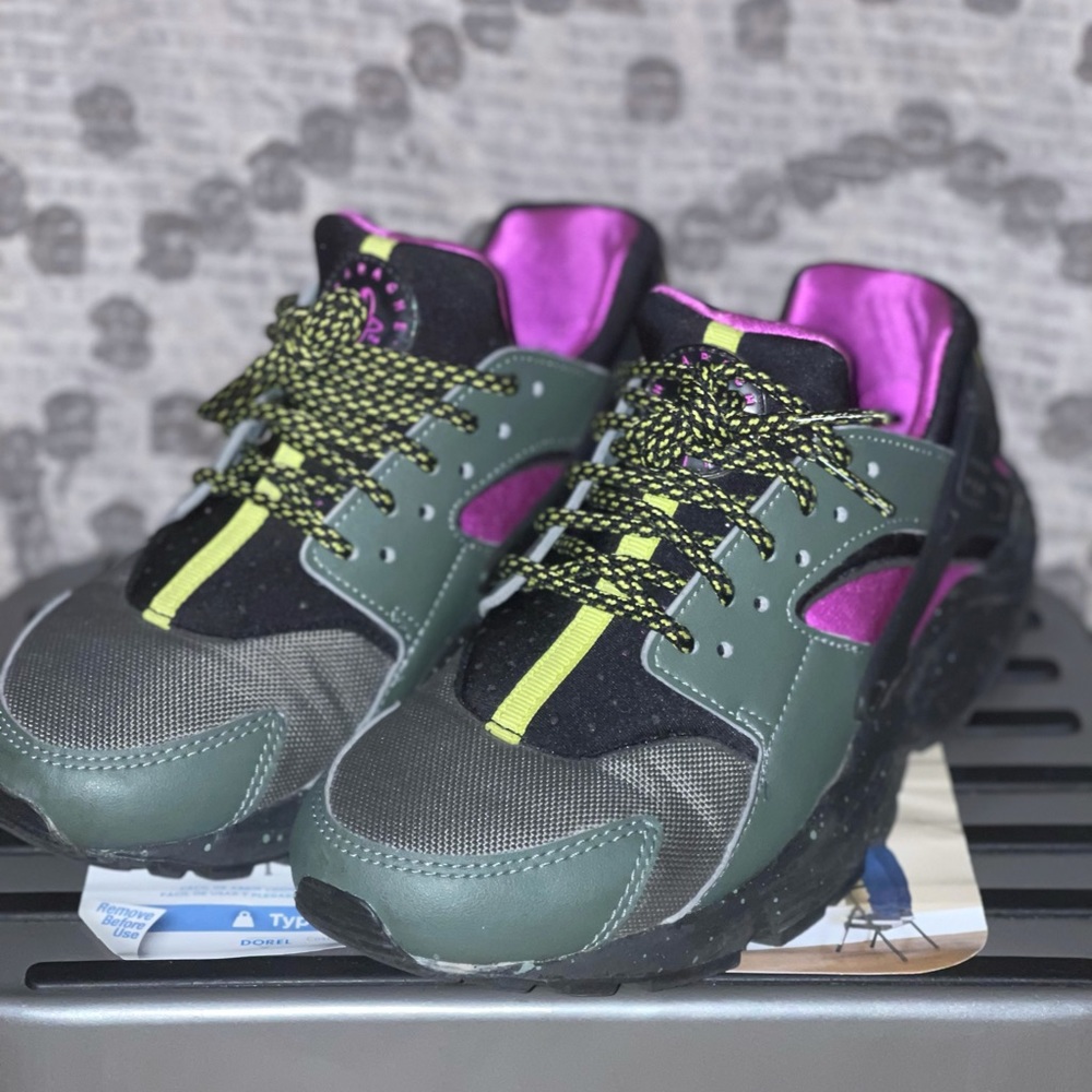 nikes